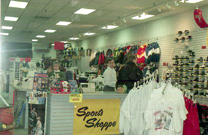 Sports Shoppe, The Mall, 12-24-1994 (Tamra Turnbull, NPT).jpg